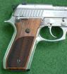 střenky Taurus PT-92